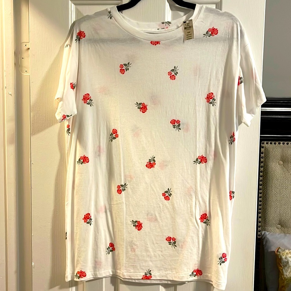 New PINK Tee!